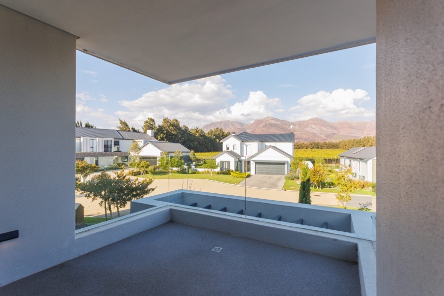 5 Bedroom Property for Sale in Val De Vie Estate Western Cape